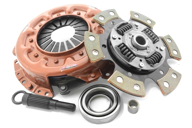 Kits d'embrayage pour conversions moteur et transmission Kit d'embrayage sur mesure Xtreme Outback pour swap moteur et conversion de transmission montrant les composants renforcés